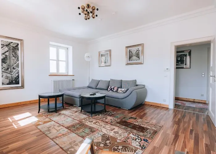 Grosse 4-zimmer-wohnung In Der Ingolstaedter City. Ингольштадт
